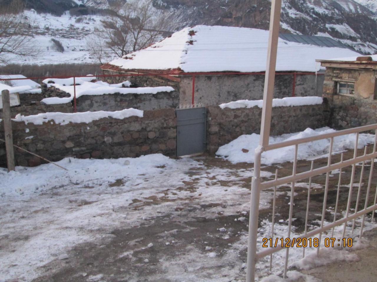 Sabuka Qushashvili Hotel Kasbegi Buitenkant foto