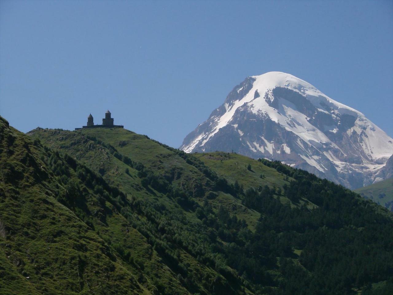 Sabuka Qushashvili Hotel Kasbegi Buitenkant foto